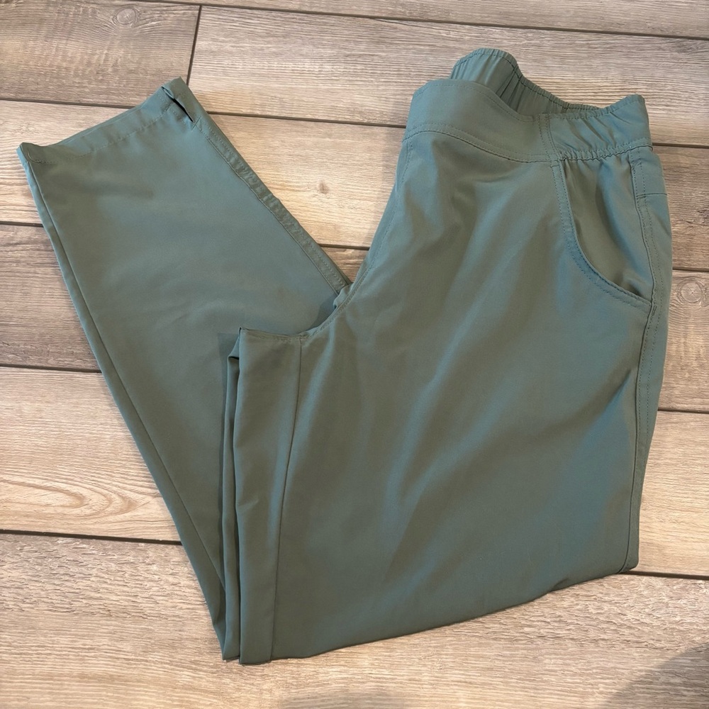 Eddie Bauer Green Lightweight Joggers